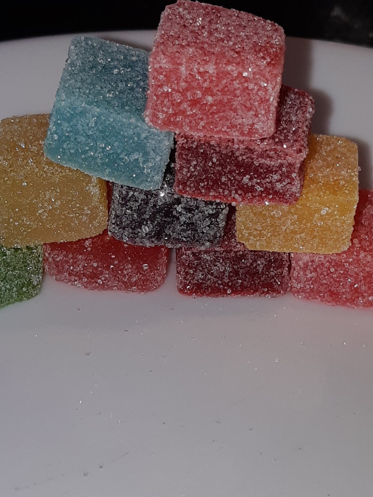 gummies1148258734_130275372221248_3896787267906159546_n.jpg